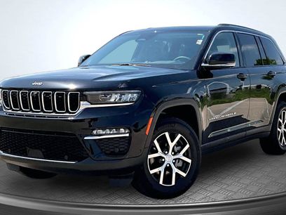 Used 2023 Jeep Grand Cherokee Limited w/ Luxury Tech Group II