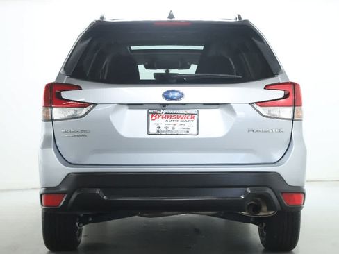 Used 2024 Subaru Forester Premium AWD/4WD image 46