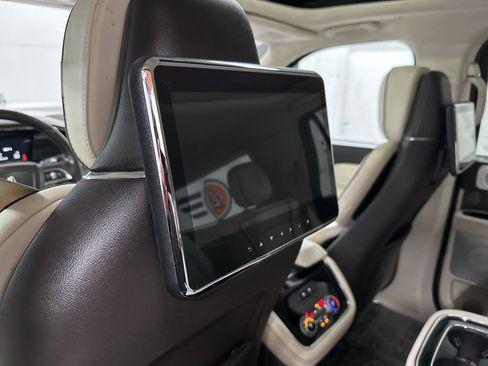 Used 2019 Lincoln Navigator L Black Label w/ Cargo Package image 33