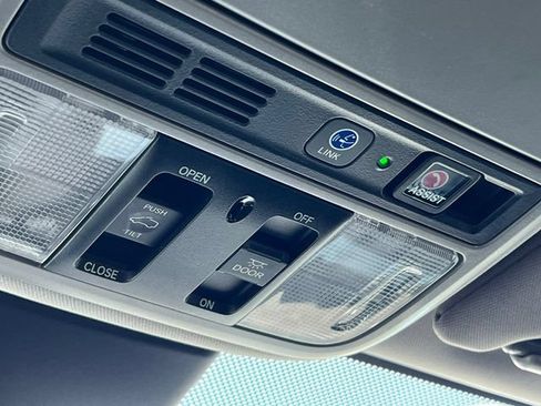 Used 2022 Honda Odyssey Touring image 33