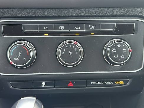 Used 2019 Volkswagen Atlas S FWD image 24
