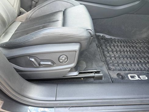 Used 2019 Audi Q5 2.0T Premium Plus w/ Premium Plus Package image 29