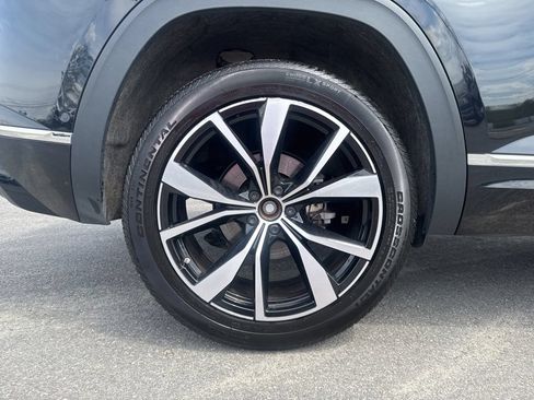 Used 2024 Volkswagen Atlas Cross Sport SEL Premium R-Line AWD/4WD image 11