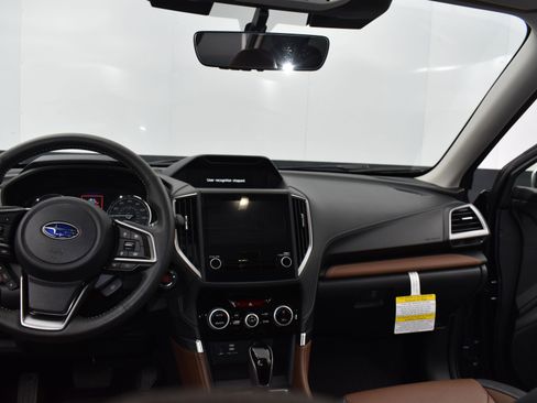 Used 2024 Subaru Forester Touring w/ Pop Package 2 image 15