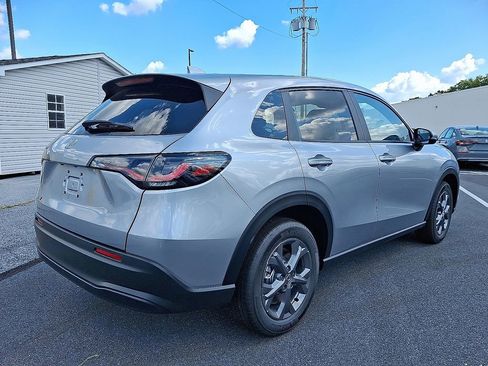 New 2026 Honda HR-V LX image 4