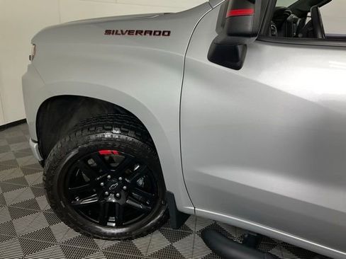 Used 2022 Chevrolet Silverado 1500 RST w/ Redline Edition image 35