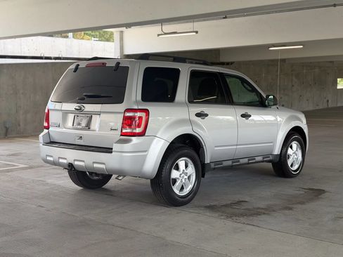 Used 2012 Ford Escape XLT FWD image 5