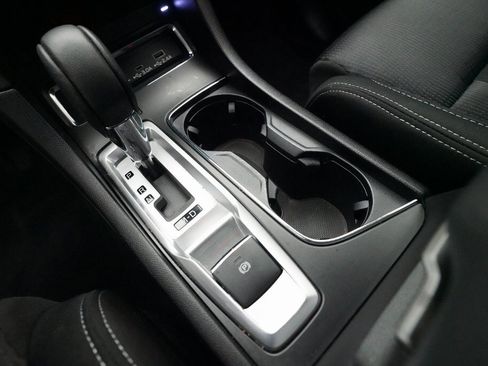 Used 2023 Subaru Ascent Premium w/ Convenience Package image 18