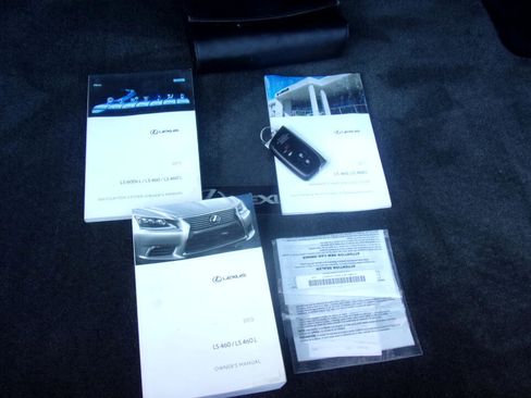 Used 2013 Lexus LS 460 image 21