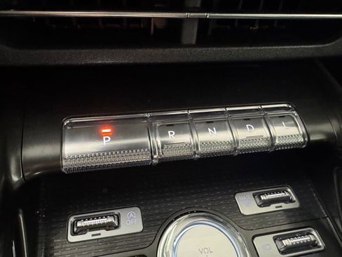 New 2025 Lincoln Nautilus Reserve w/ Jet Appearance Package image 59