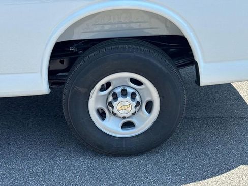 New 2025 Chevrolet Express 2500 w/ Driver Convenience Package image 11
