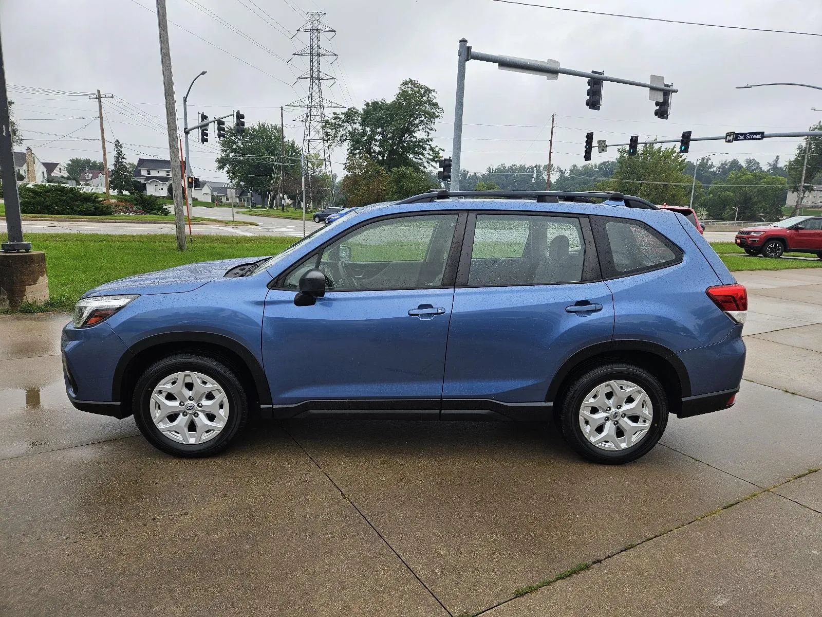 Used 2019 Subaru Forester w/ Alloy Wheel Package AWD/4WD image 4