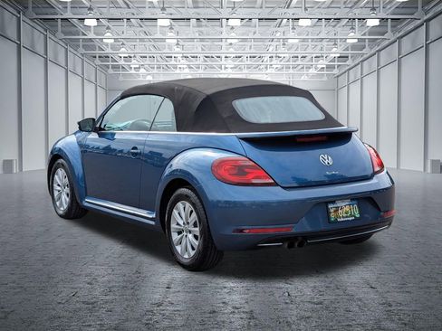 Used 2018 Volkswagen Beetle 2.0T S image 3