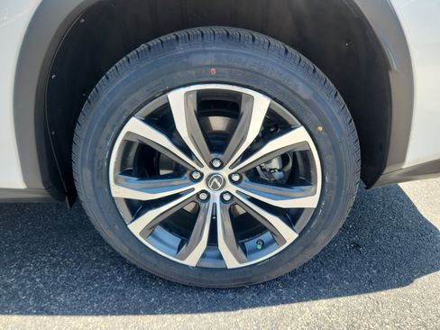 Certified 2021 Lexus RX 350L Premium w/ Premium Package AWD/4WD image 26