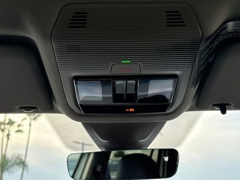 New 2026 Volkswagen Atlas SE image 35