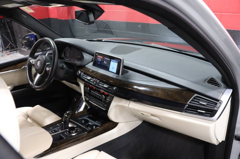 Used 2018 BMW X5 xDrive35i AWD/4WD image 44