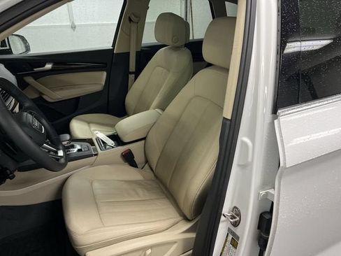 Used 2019 Audi Q5 2.0T Premium w/ Convenience Package AWD/4WD image 20