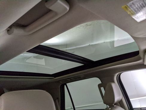 Used 2024 Ford Expedition Limited image 30