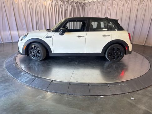 Used 2022 MINI Cooper S FWD image 6