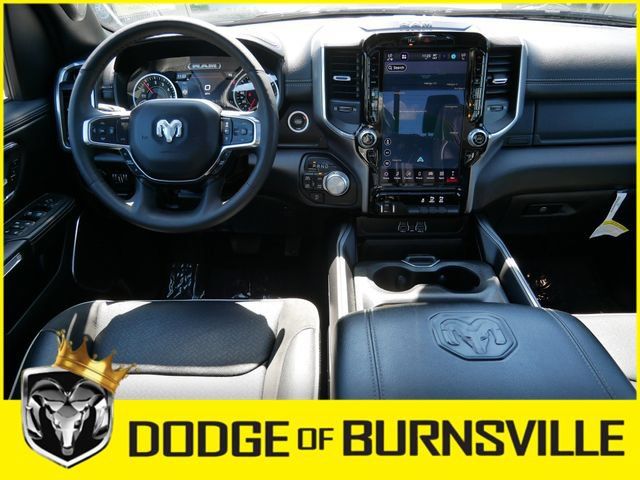 Used 2025 RAM 1500 Laramie AWD/4WD image 13