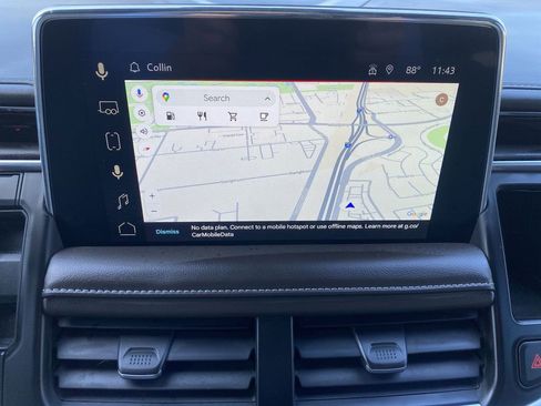 Used 2023 GMC Yukon SLE image 14