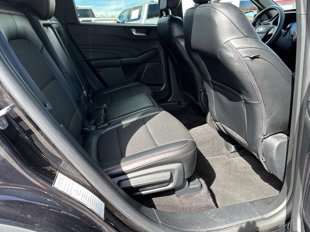 Used 2025 Ford Escape ST-Line AWD/4WD image 18
