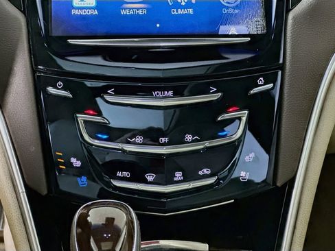 Used 2013 Cadillac XTS Luxury w/ Driver Awareness Package FWD image 14