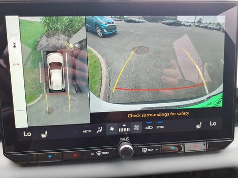 Used 2026 Toyota RAV4 XSE AWD/4WD image 28