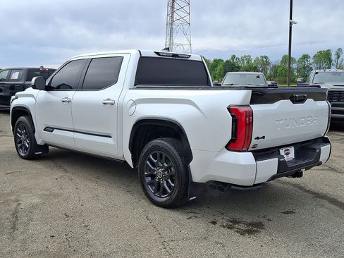 Used 2024 Toyota Tundra Platinum AWD/4WD image 5