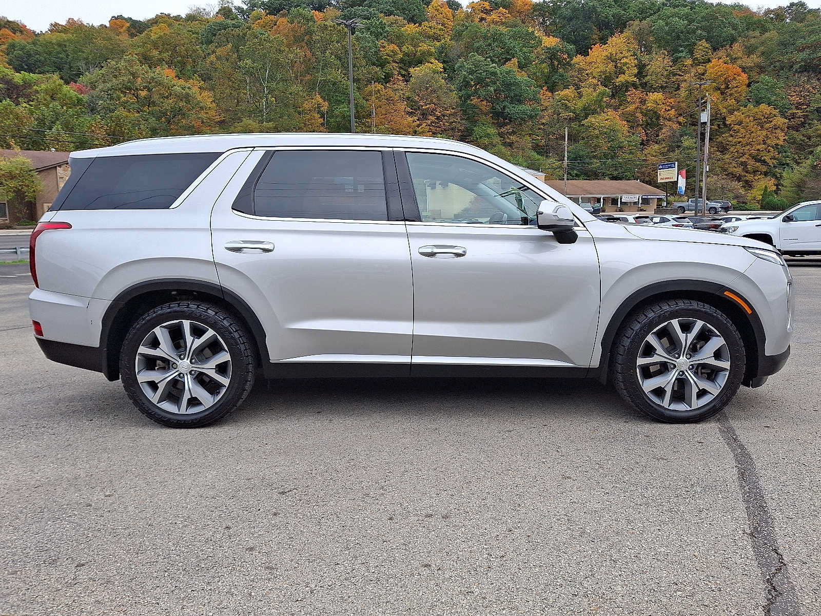 Used 2022 Hyundai Palisade SEL w/ Premium Package AWD/4WD image 7
