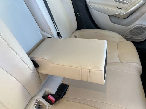 Used 2021 Mercedes-Benz A 220 image 28