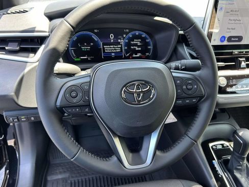 New 2026 Toyota Corolla SE w/ SE Premium Package FWD image 17