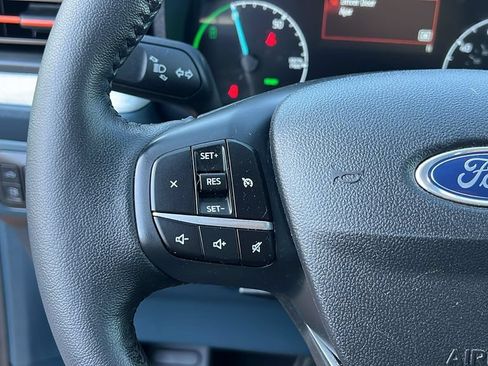 Certified 2022 Ford Maverick XLT w/ XLT Luxury Package FWD image 21