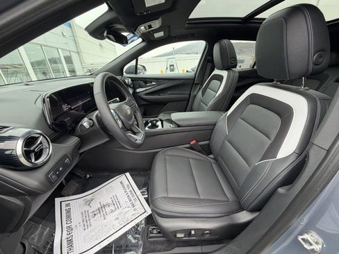 New 2024 Chevrolet Blazer EV LT image 32