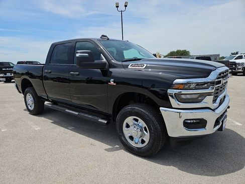 New 2026 RAM 2500 Tradesman AWD/4WD image 10