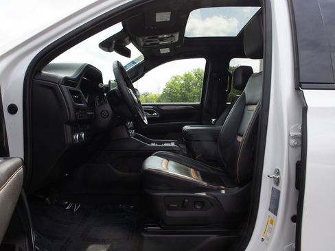 Used 2023 GMC Yukon XL AT4 w/ AT4 Premium Plus Package image 20