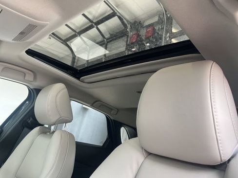 New 2025 MAZDA CX-30 AWD 2.5 S w/ Preferred Package image 26