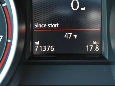 Used 2017 Volkswagen GTI S image 18