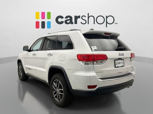 Used 2018 Jeep Grand Cherokee Limited AWD/4WD image 2