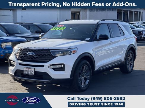 Used 2022 Ford Explorer XLT w/ Equipment Group 202A RWD image 3