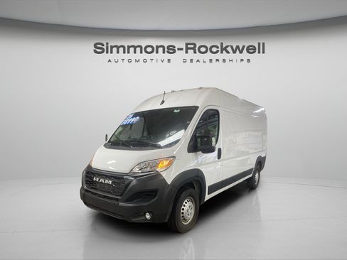 Used 2026 RAM ProMaster 2500 w/ Convenience Group FWD image 1