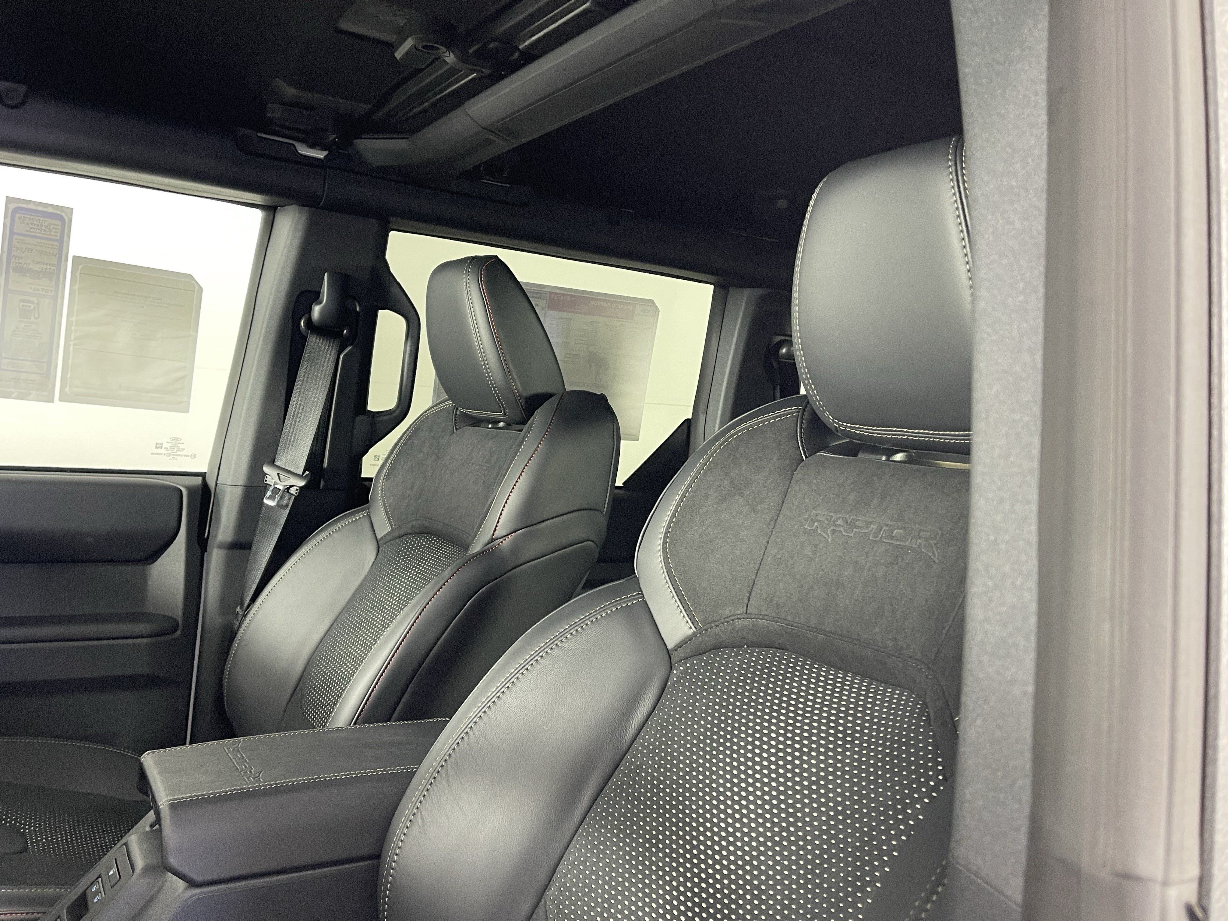 New 2026 Ford Bronco Raptor w/ Interior Carbon Fiber Pack AWD/4WD image 17