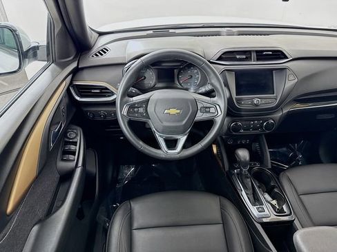 Used 2023 Chevrolet TrailBlazer ACTIV FWD image 21