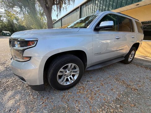 Used 2019 Chevrolet Tahoe LT image 1