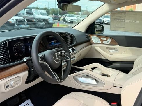 New 2026 Mercedes-Benz GLE 450 4MATIC image 13