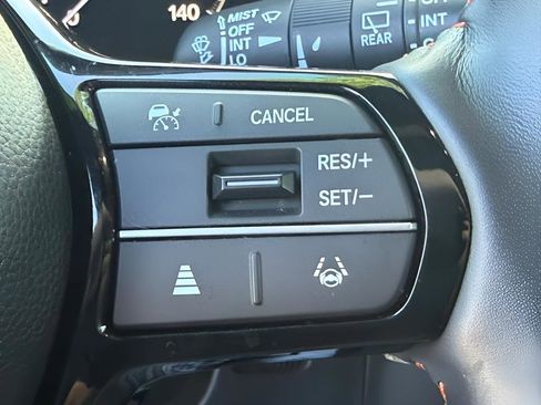 Certified 2025 Honda HR-V Sport image 17