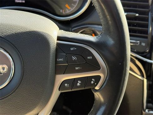 Used 2020 Jeep Grand Cherokee Overland image 22