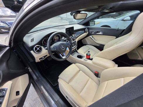 Used 2018 Mercedes-Benz CLA 250 4MATIC w/ Premium Package image 11