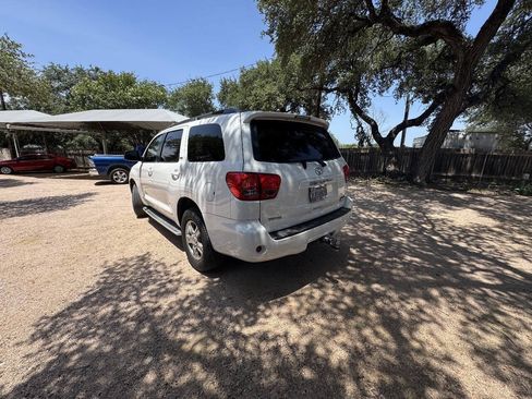 Used 2008 Toyota Sequoia SR5 w/ Leather Seat Pkg AWD/4WD image 7
