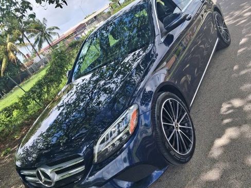 Used 2020 Mercedes-Benz C 300 Sedan image 10